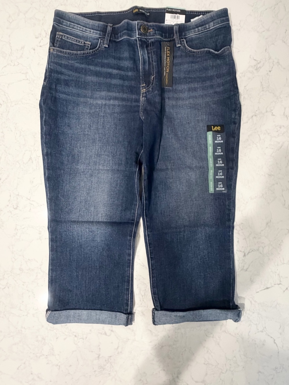 Lee Flex Motion Jean Capri (Women’s, size 16)